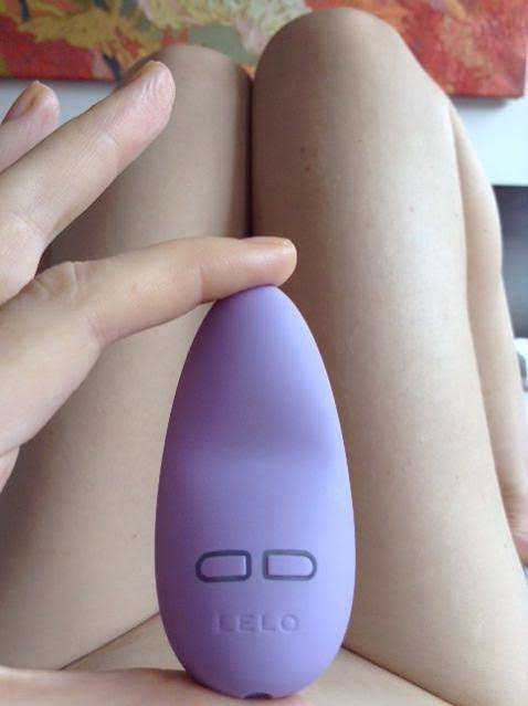 LELO LILY 2 Rechargeable Clitoral Massager - Image 5