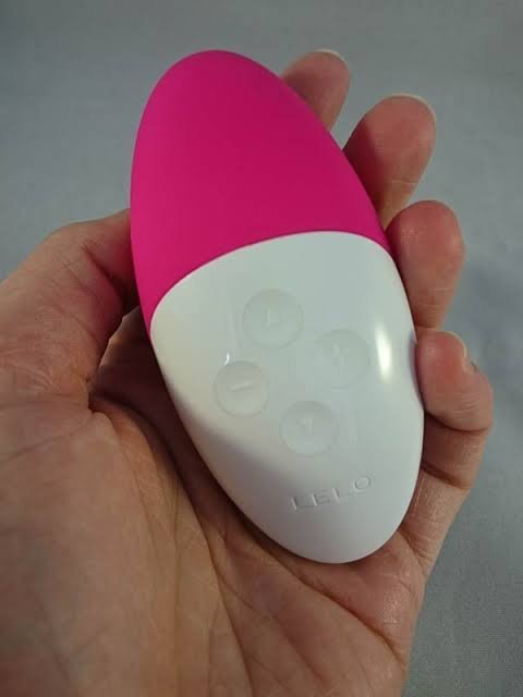 LELO SIRI 2 Rechargeable Clitoral Massager - Image 4