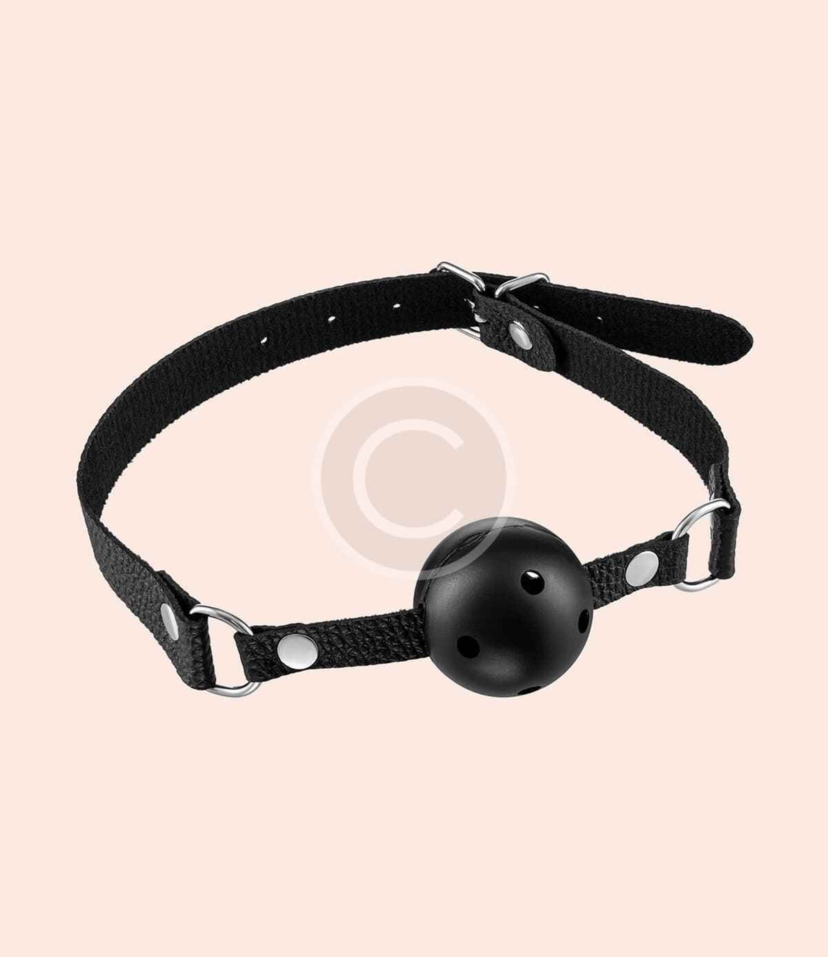Breathable ball gag