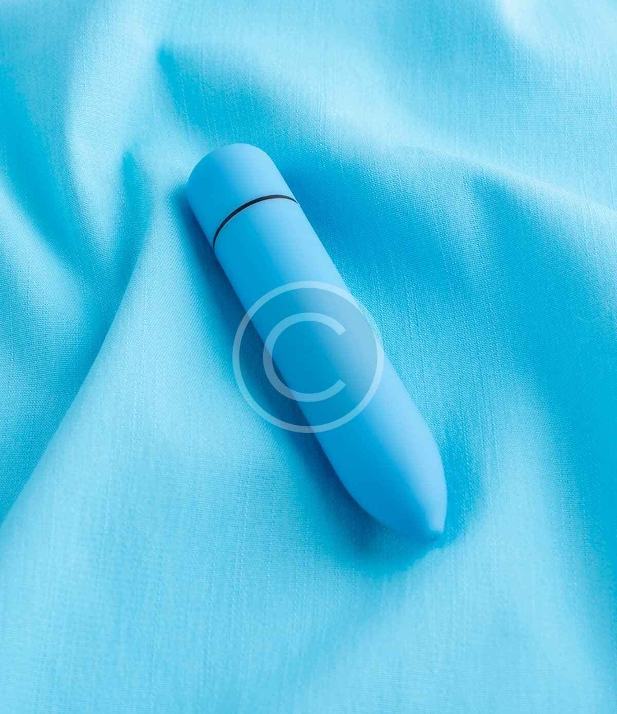 Teal curved vibrator - Image 2